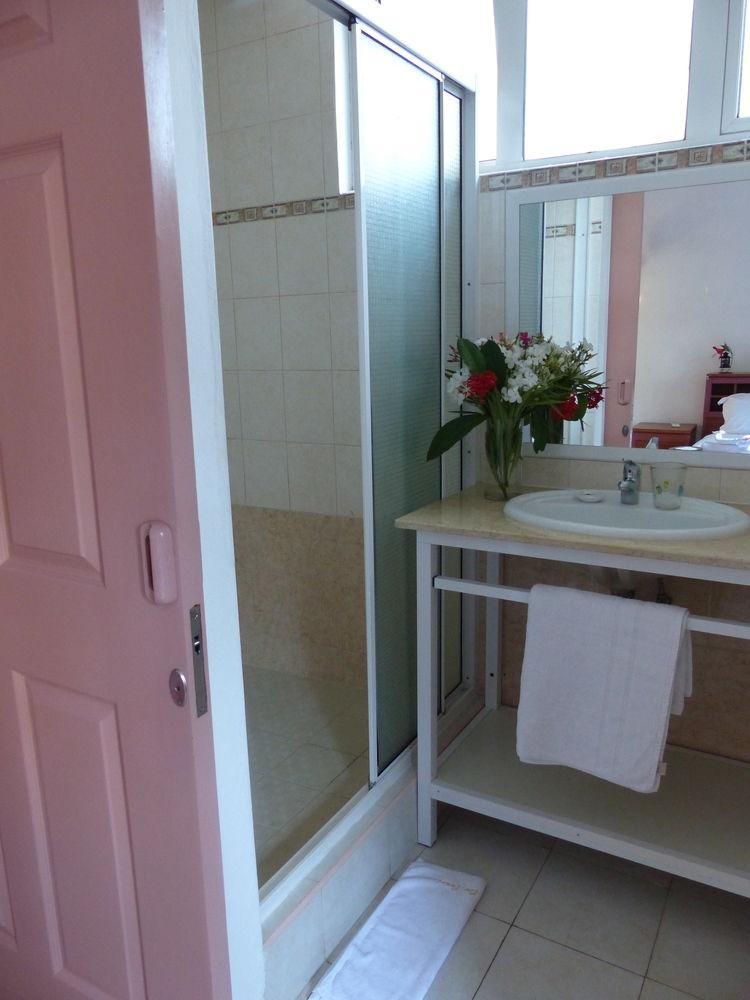 Residence Les Lauriers غراند بايَ المظهر الخارجي الصورة