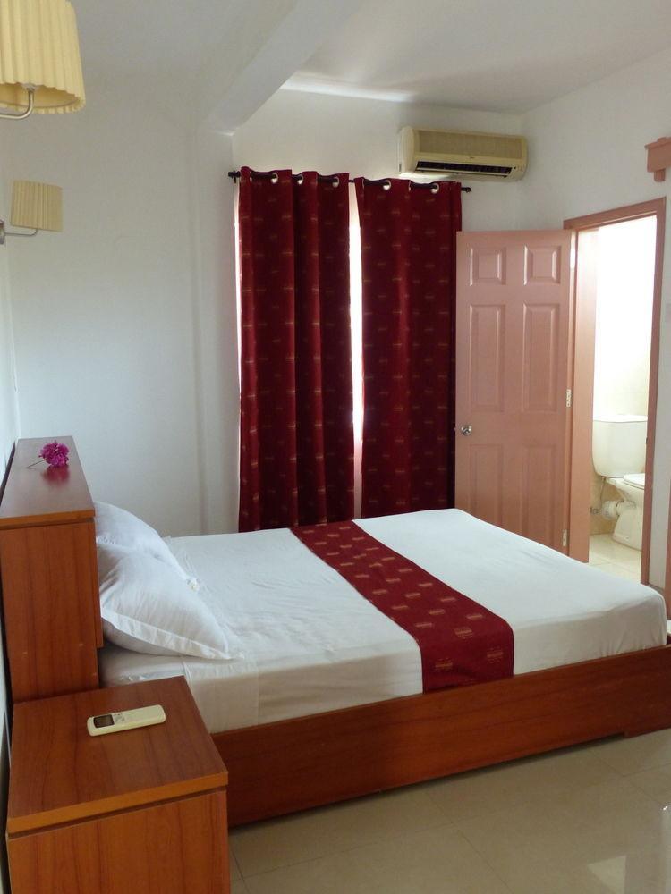Residence Les Lauriers غراند بايَ المظهر الخارجي الصورة